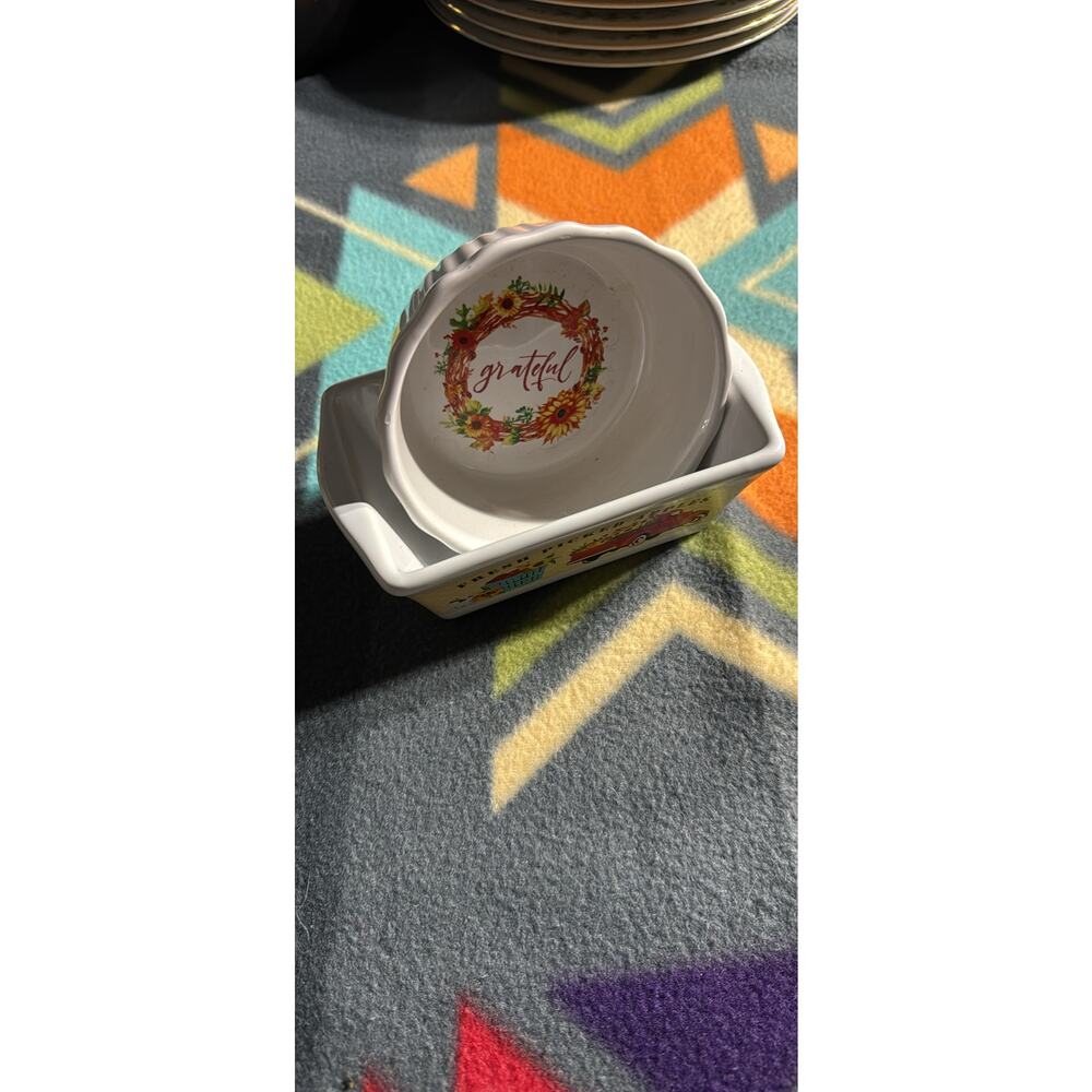 Royal Norfolk Ceramic Dishes/Decor